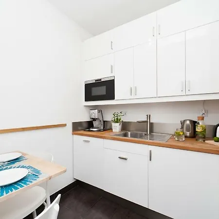 Big Flat For Big Gruop * Krakow